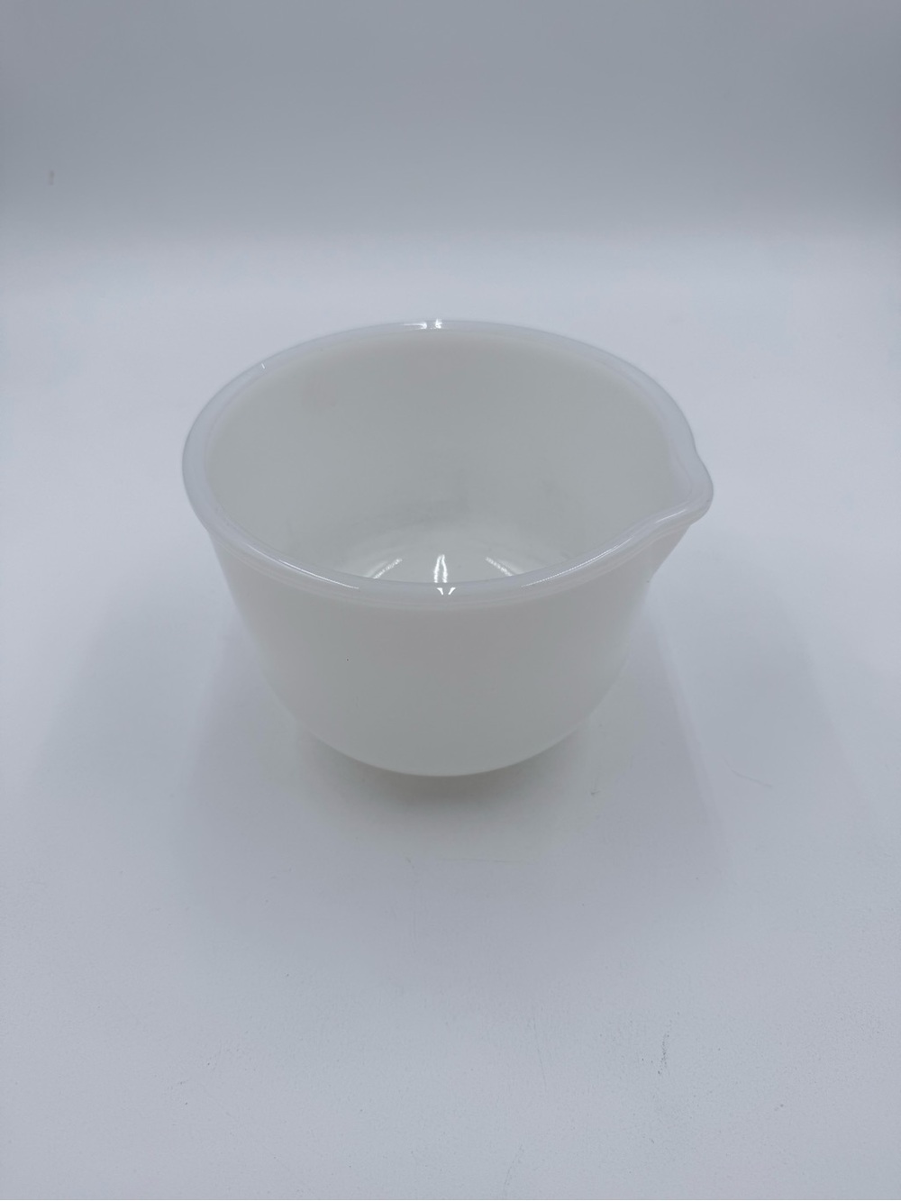 Vintage Glasbake For Sunbeam Milk Glass Small Mixing Bowl w Spout 20CJ Excellent